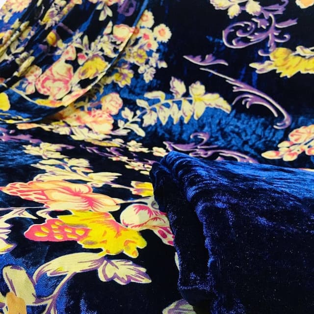 3 pcs plachi velvet suit